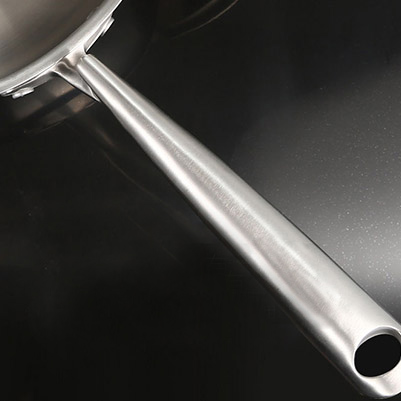 Titanium cookware